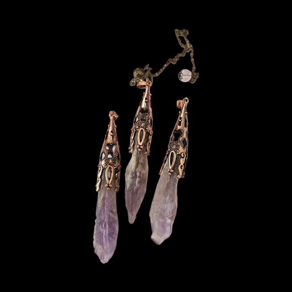Amethyst Pendulum - Picture 2 of 2